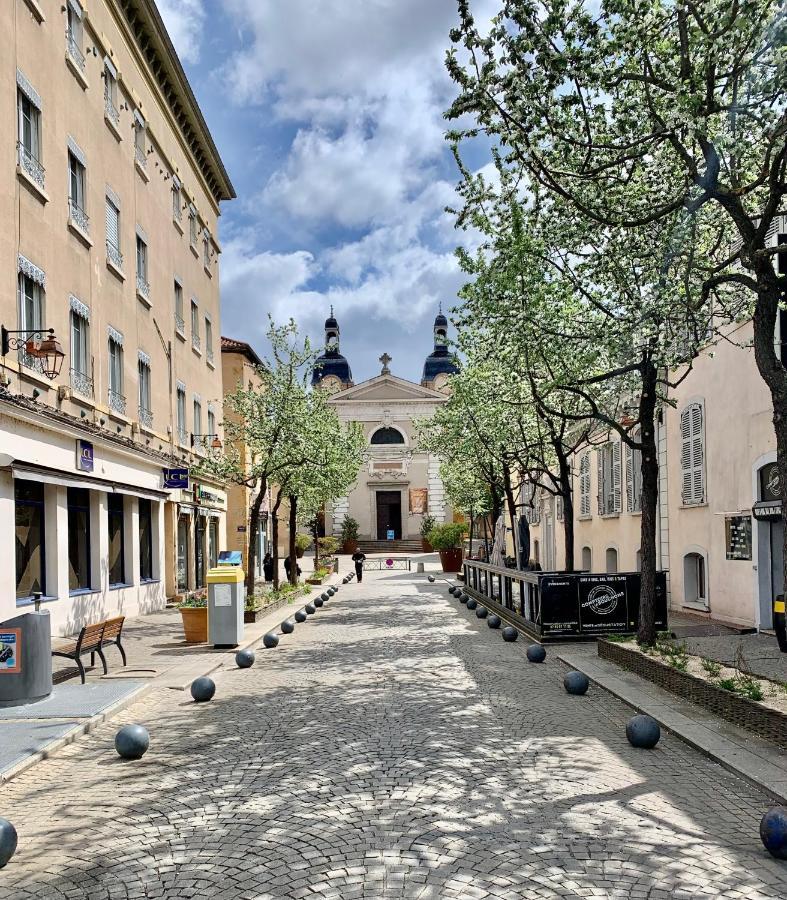 Charmant Appartement Au Coeur De Neuville - Lyon A 20Mn Extérieur photo